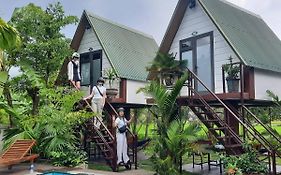 Bungalow (300 m²), 6 Schlafzimmer und 7 eigene Badezimmer in Phong Nha